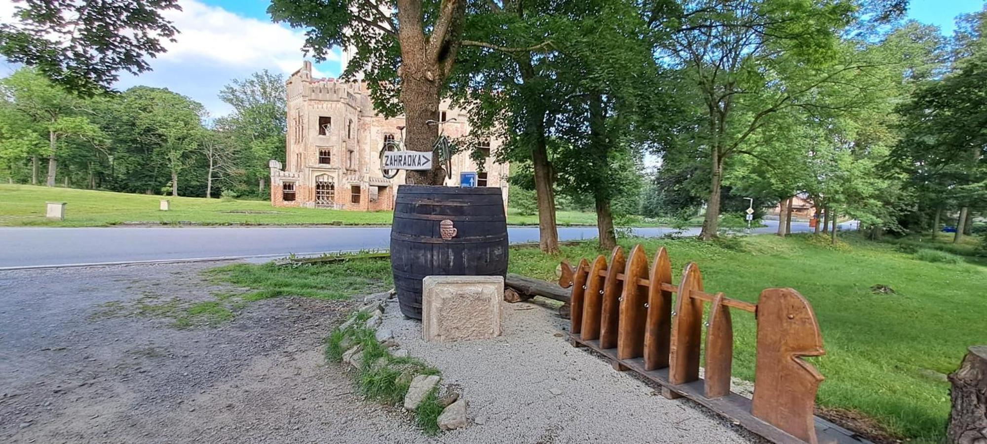 Pivovar A Penzion Grasel Cesky Rudolec Luaran gambar
