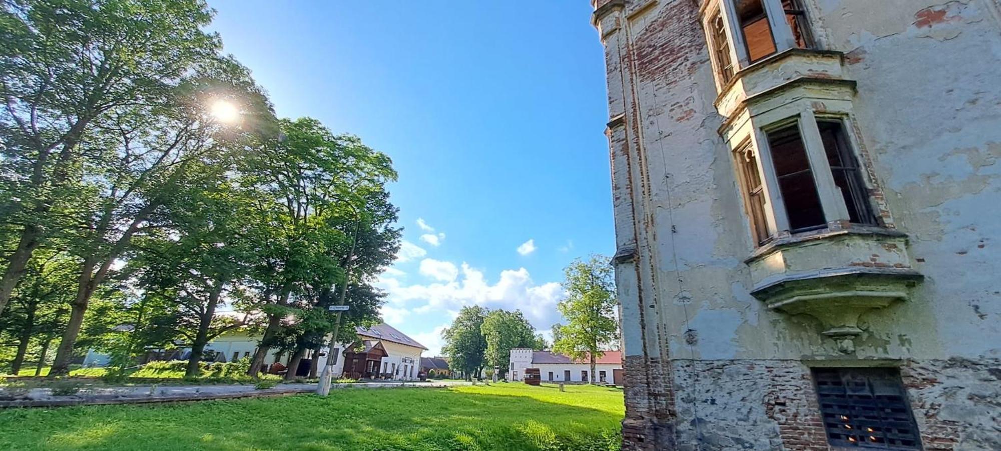 Pivovar A Penzion Grasel Cesky Rudolec Luaran gambar